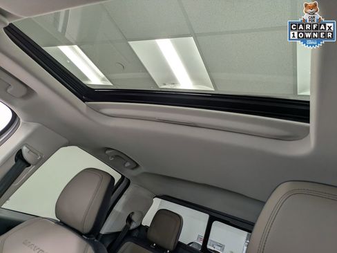 Used 2025 Ford Maverick Lariat w/ 4K Tow Package image 21