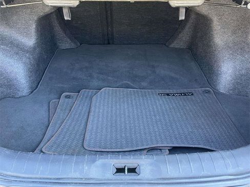 Used 2024 Nissan Altima 2.5 SR image 11