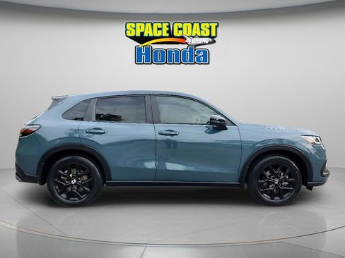 Used 2024 Honda HR-V Sport image 2