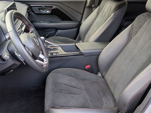 Certified 2025 Acura ADX A-Spec image 11