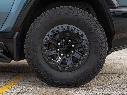 Used 2024 GMC Hummer EV 3X w/ Omega Edition AWD/4WD image 45