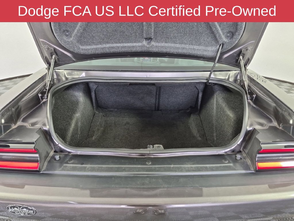 Used 2022 Dodge Challenger R/T Scat Pack w/ Dynamics Package RWD image 33