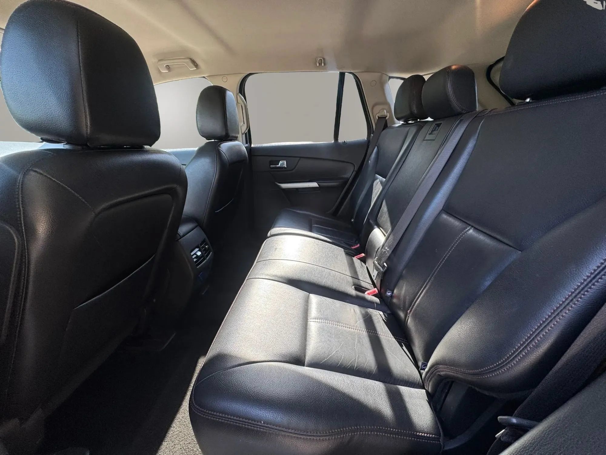 Used 2013 Ford Edge Limited AWD/4WD image 13
