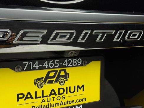 Used 2015 Ford Expedition EL Platinum image 14