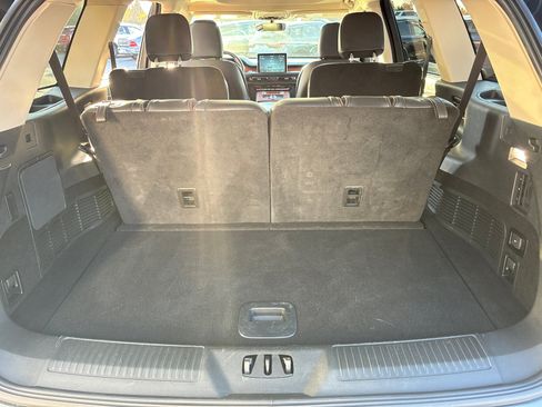 Certified 2024 Lincoln Aviator Reserve w/ Elements Package Plus image 9