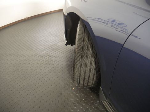 Used 2023 Honda Accord EX image 17