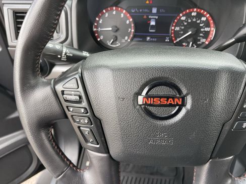 Used 2020 Nissan Titan PRO-4X w/ Pro-4x Convenience Package image 25