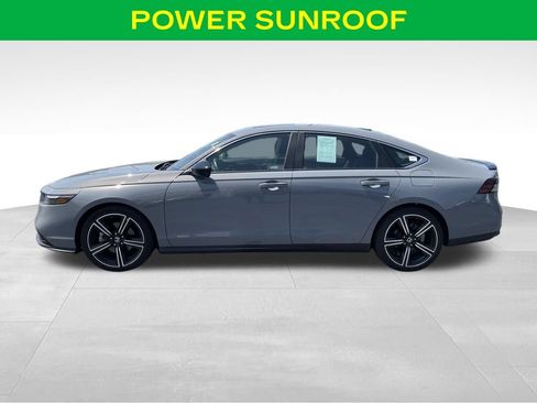 Used 2023 Honda Accord Sport image 7