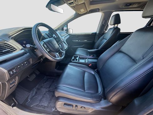 Certified 2024 Honda Odyssey Touring image 19