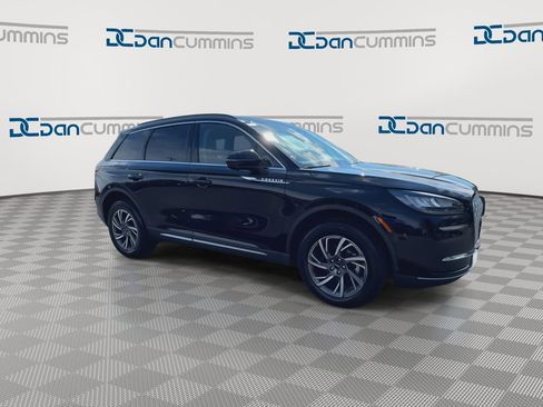 Used 2024 Lincoln Corsair AWD w/ Equipment Group 101A image 2