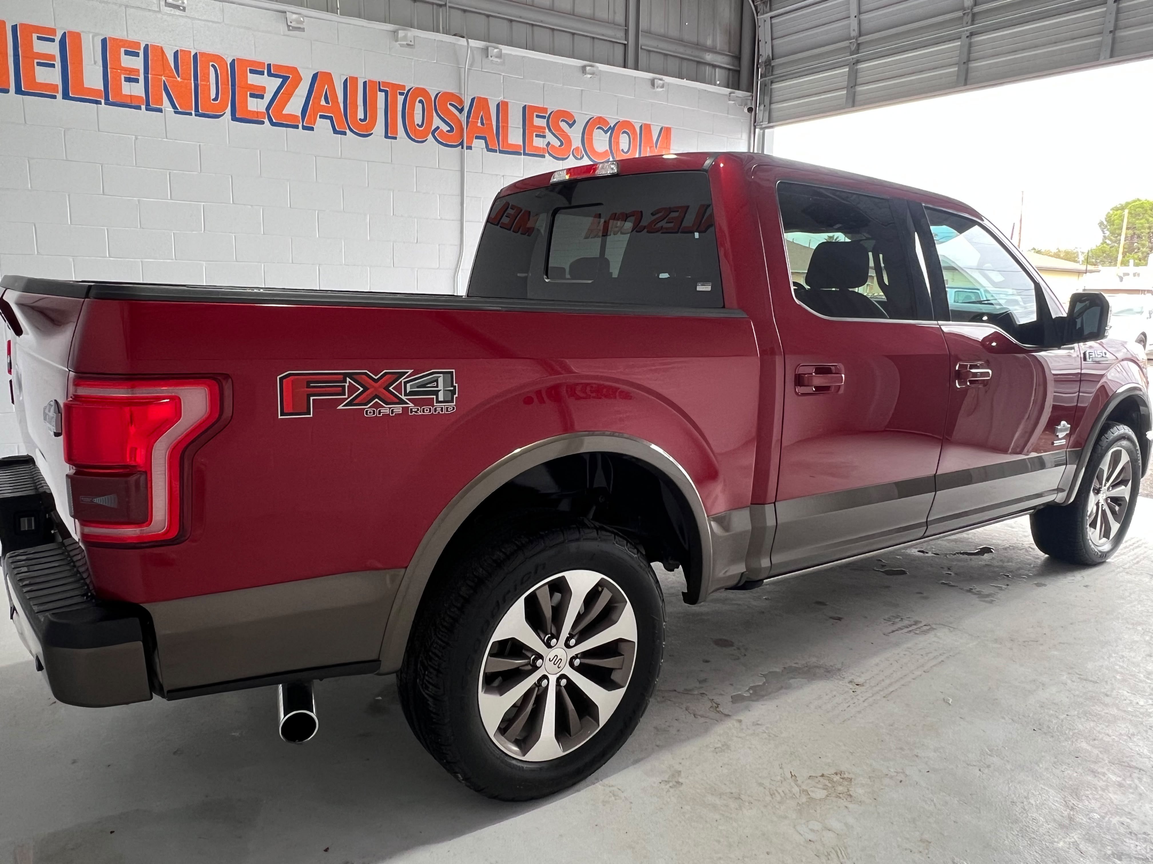 Used 2017 Ford F150 King Ranch w/ Equipment Group 601A Luxury AWD/4WD image 6