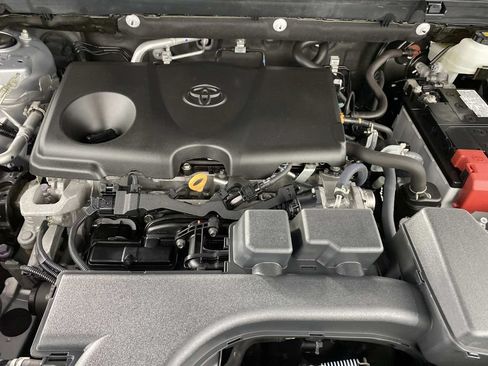 Used 2024 Toyota RAV4 LE AWD/4WD image 30