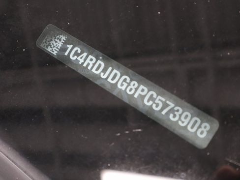 Used 2023 Dodge Durango GT image 33