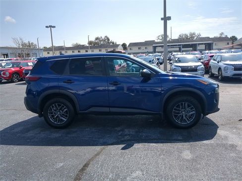 Used 2021 Nissan Rogue S image 4