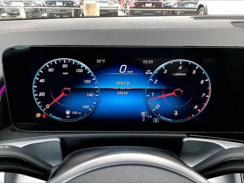 Used 2022 Mercedes-Benz GLB 250 image 29