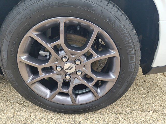 Used 2018 Dodge Challenger GT w/ Blacktop Package AWD/4WD image 12