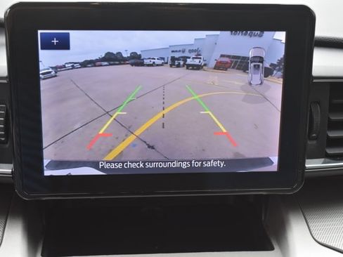 Used 2021 Ford Explorer XLT w/ Equipment Group 202A RWD image 25