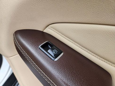 Used 2017 Mercedes-Benz GLE 350 4MATIC image 9