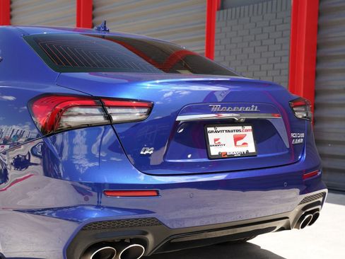 Used 2022 Maserati Ghibli Modena Q4 AWD/4WD image 7