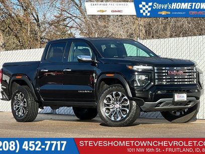 Used 2025 GMC Canyon Denali