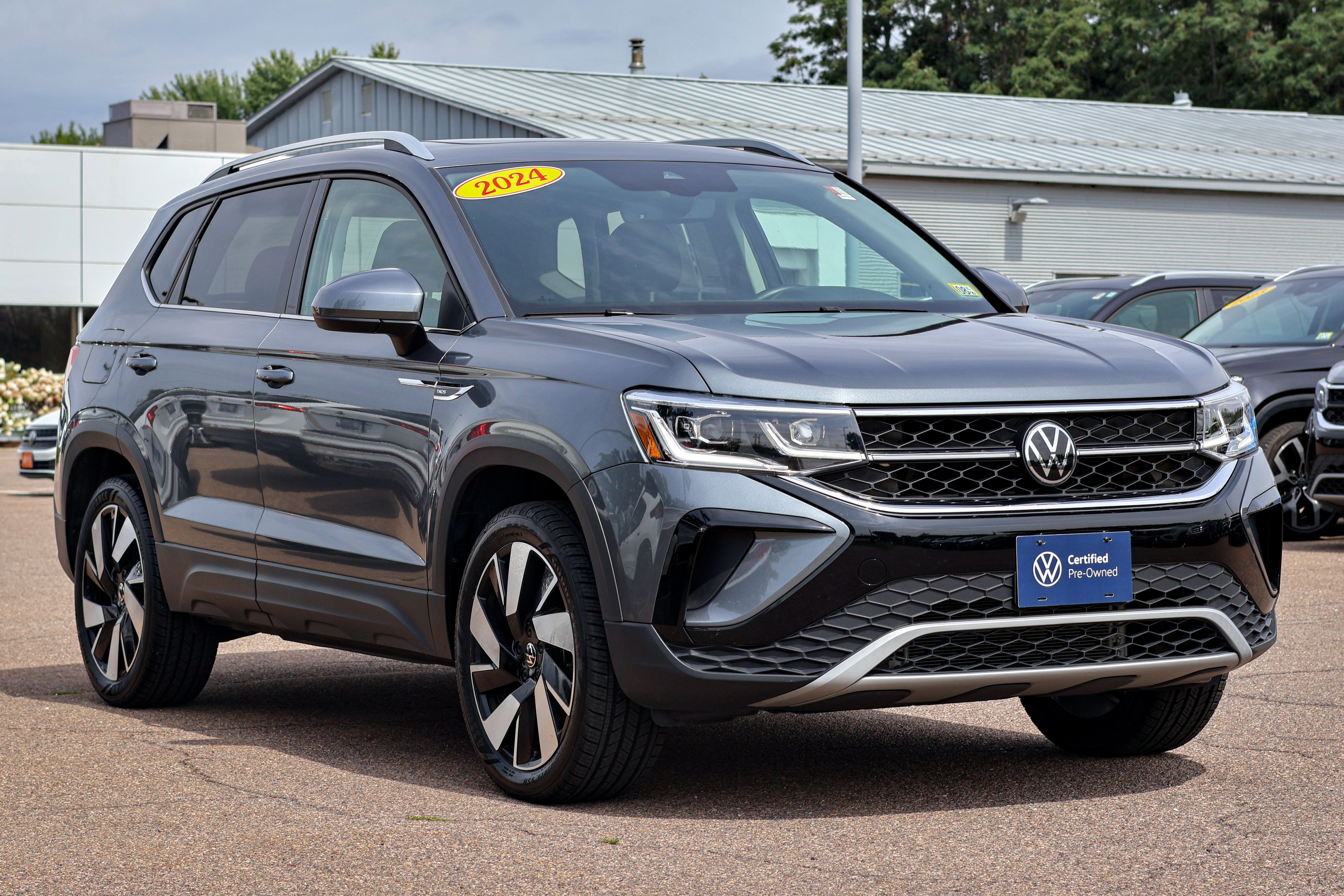 Certified 2024 Volkswagen Taos SEL AWD/4WD image 8