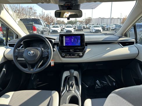 Certified 2024 Toyota Corolla LE image 28