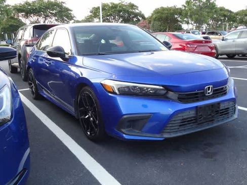 Used 2022 Honda Civic Sport image 3