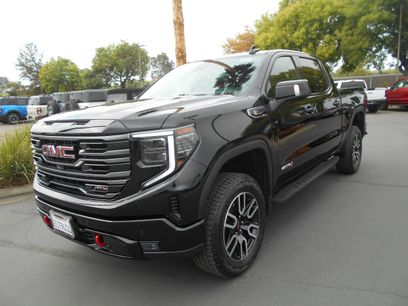 Used 2025 GMC Sierra 1500 AT4 w/ AT4 Premium Package