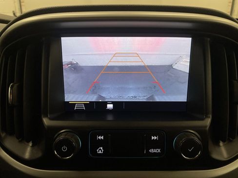 Used 2022 Chevrolet Colorado ZR2 image 8