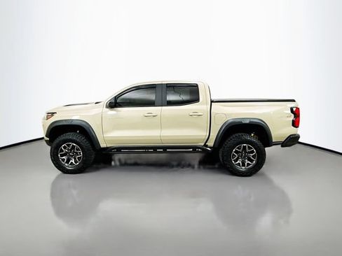 Used 2024 Chevrolet Colorado ZR2 w/ Technology Package AWD/4WD image 4