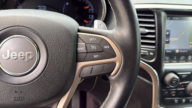 Used 2017 Jeep Grand Cherokee Limited AWD/4WD image 17