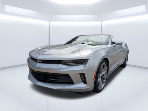 Used 2018 Chevrolet Camaro LT w/ RS Package RWD image 8