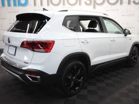 Used 2022 Volkswagen Taos SE image 9