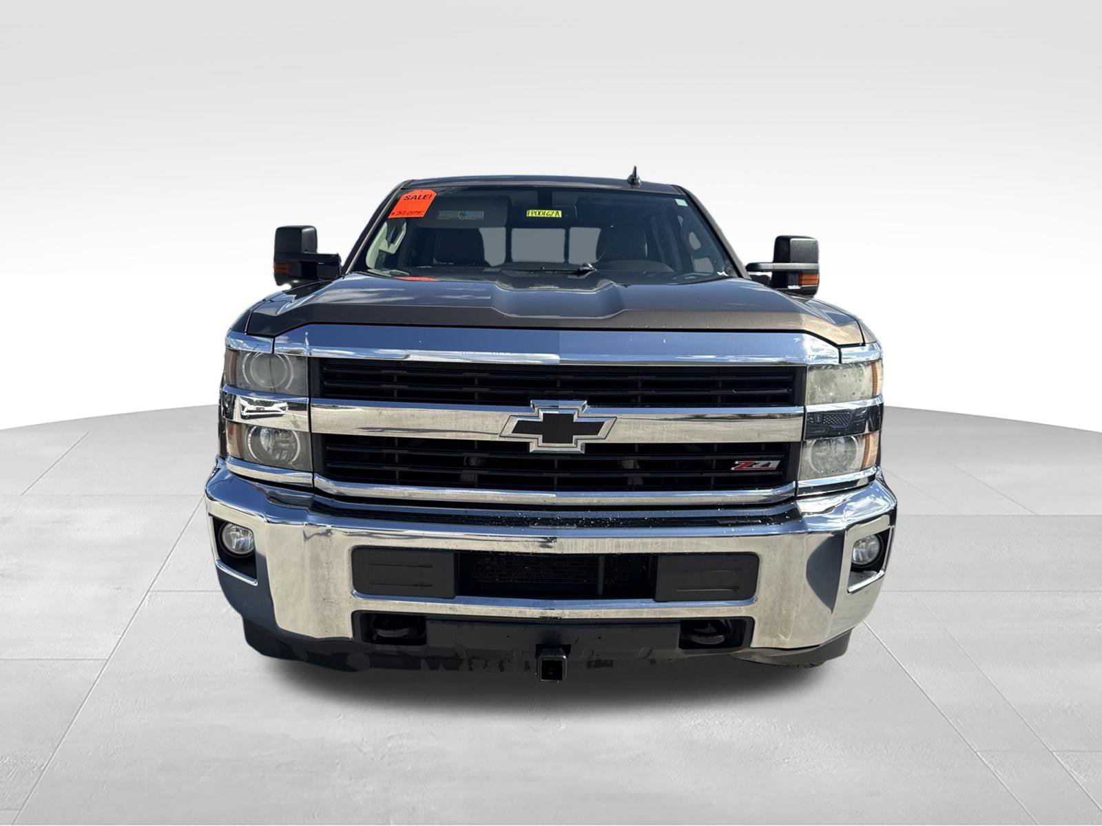 Used 2015 Chevrolet Silverado 2500 LT w/ LT Plus Package AWD/4WD image 2