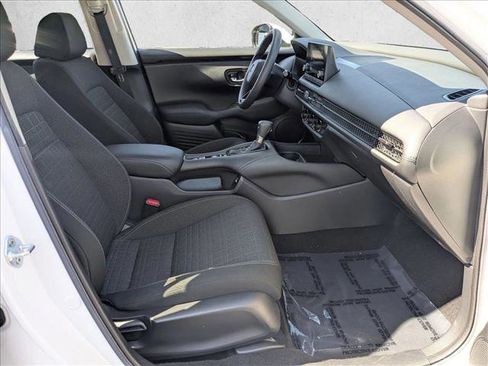 Used 2023 Honda HR-V LX image 18