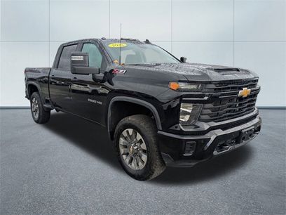 Used 2025 Chevrolet Silverado 2500 Custom w/ Custom Convenience Package