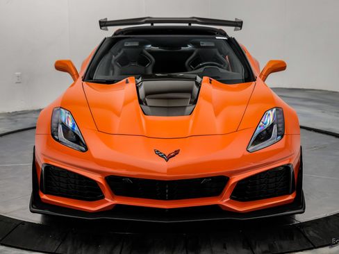 Used 2019 Chevrolet Corvette ZR1 RWD image 36
