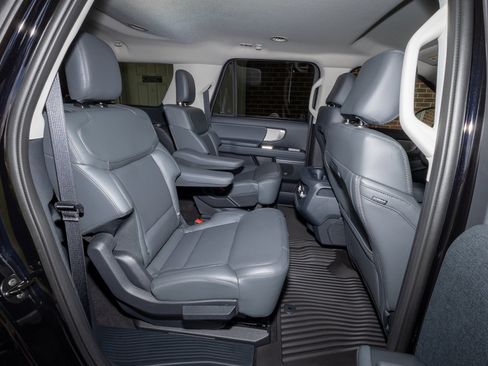 New 2026 Ford Expedition Max Active RWD image 30