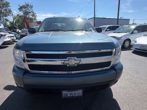 Used 2007 Chevrolet Silverado 1500 LTZ w/ Safety Package AWD/4WD image 8