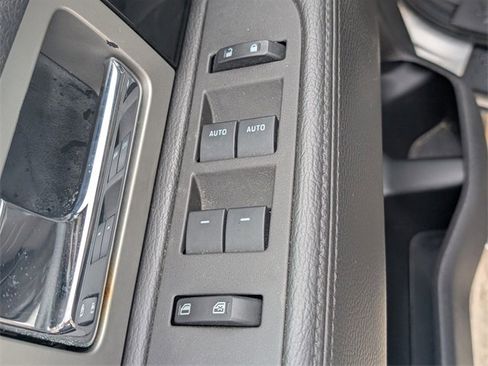 Used 2011 Ford F150 Platinum image 11