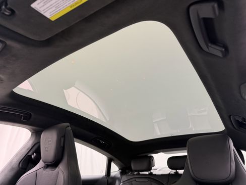 New 2026 Porsche Taycan GTS image 35