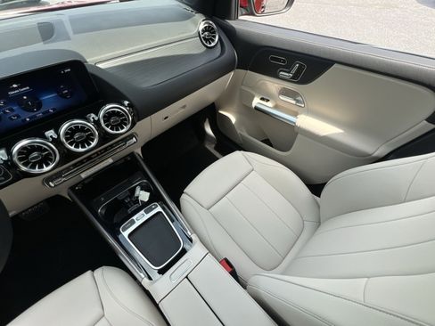 New 2026 Mercedes-Benz GLA 250 4MATIC image 14