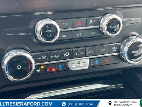 New 2026 Ford F250 Lariat w/ Black Appearance Package image 20