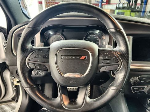 Used 2019 Dodge Charger R/T w/ Blacktop Package image 11