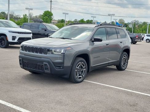 New 2026 Jeep Cherokee Laredo AWD/4WD image 2