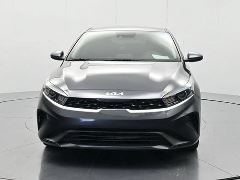 Used 2023 Kia Forte LXS FWD image 2