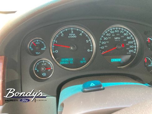 Used 2013 Chevrolet Avalanche LTZ AWD/4WD image 9