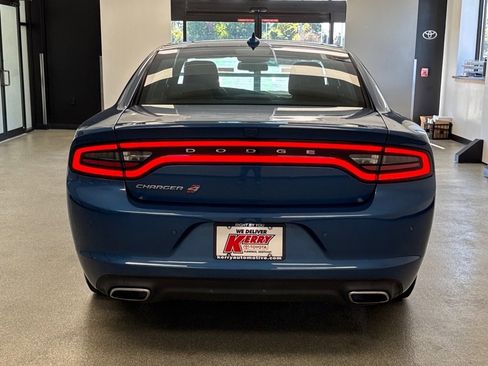 Used 2022 Dodge Charger SXT image 6