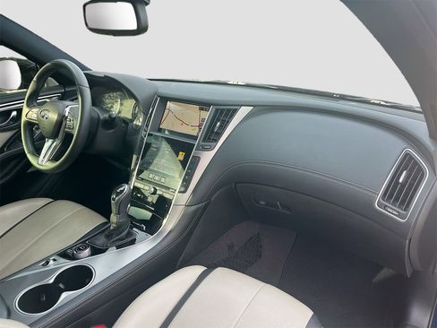 Used 2022 INFINITI Q60 3.0t Luxe w/ Essential Package image 30