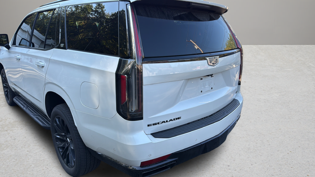 Used 2021 Cadillac Escalade Sport AWD/4WD image 12